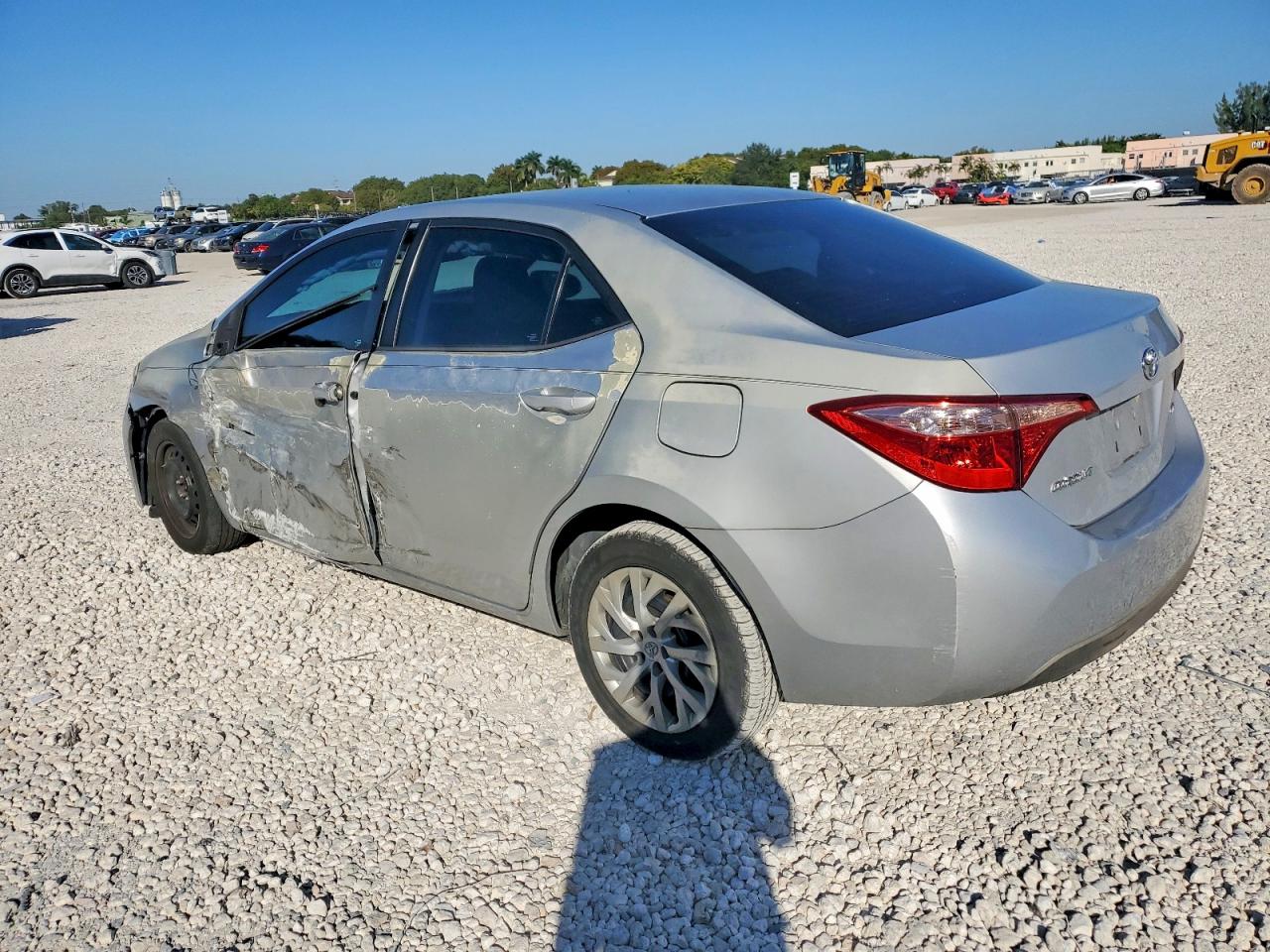 2017 TOYOTA COROLLA L photo 2