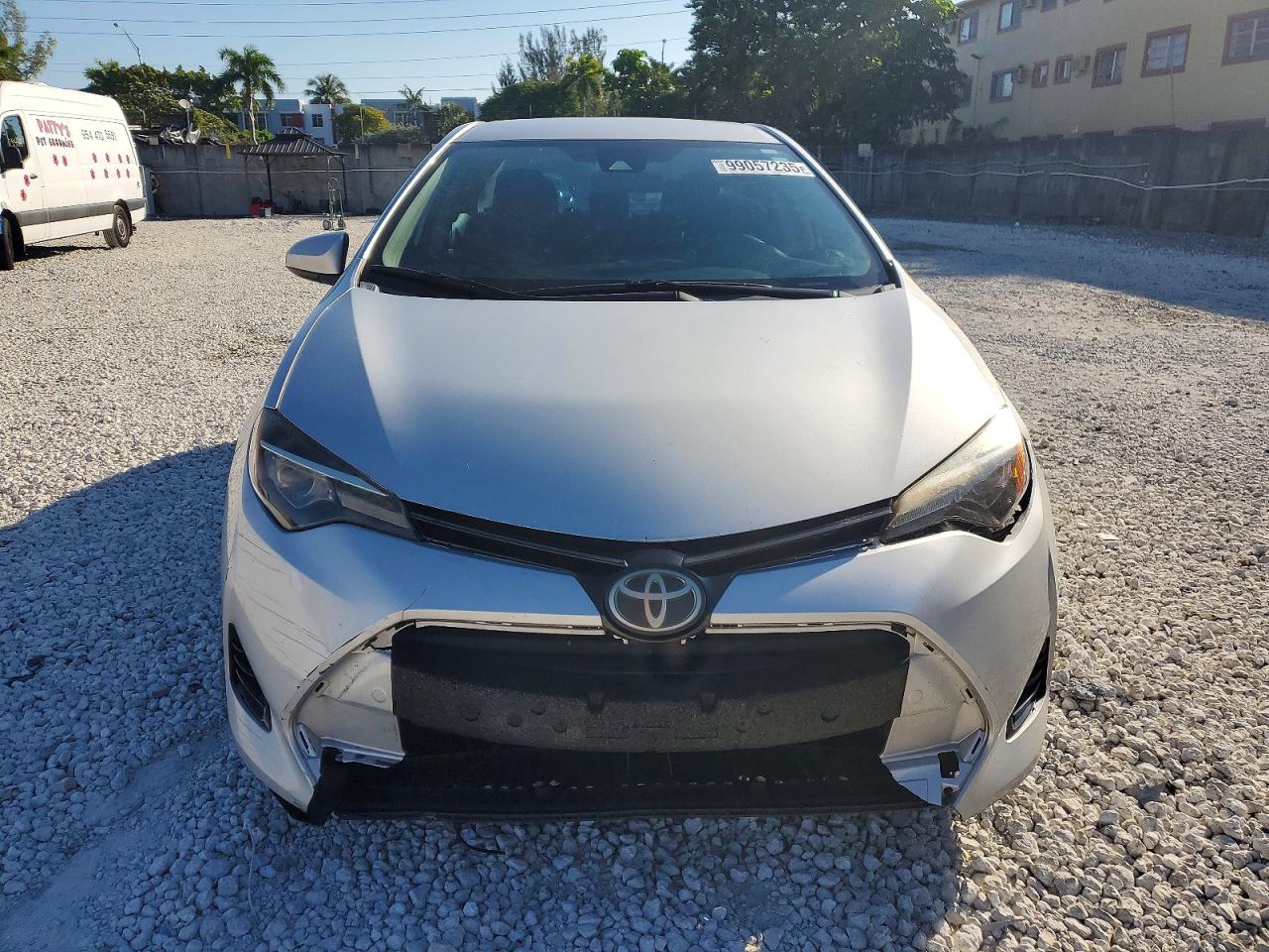 2017 TOYOTA COROLLA L photo 5