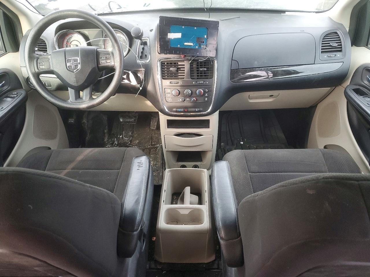 2012 DODGE GRAND CARAVAN SE photo 8