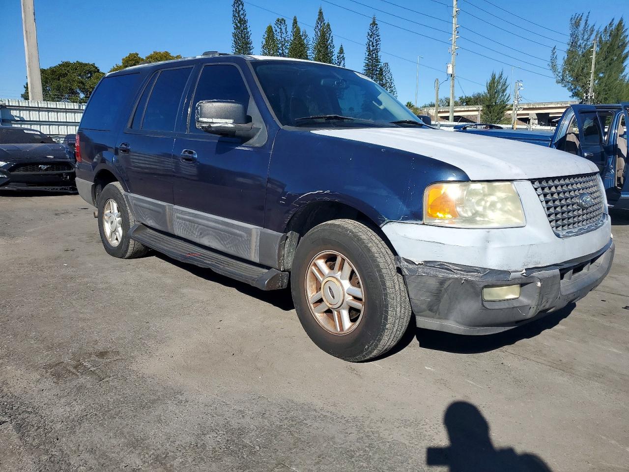 2004 FORD EXPEDITION XLT photo 7