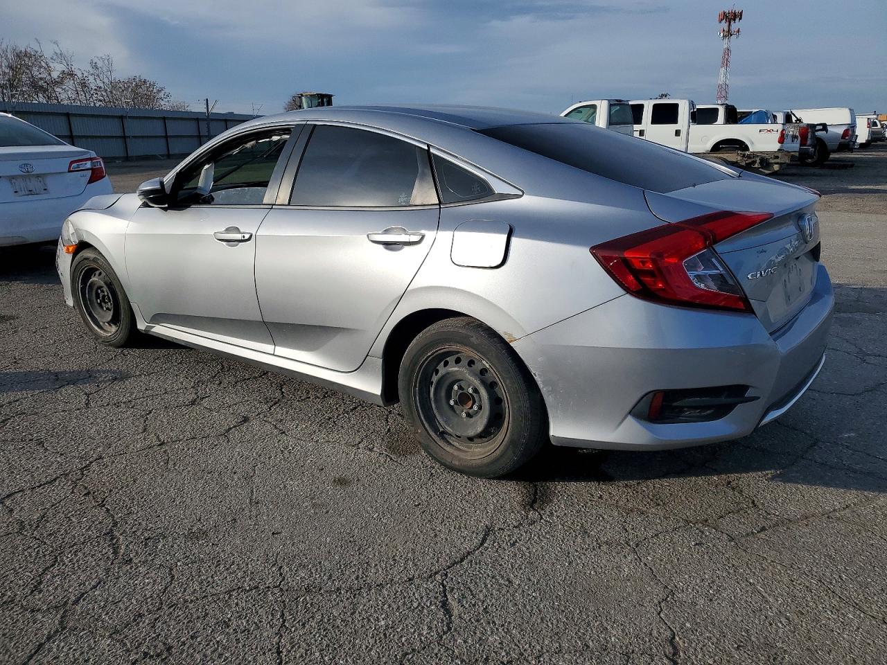 2020 HONDA CIVIC LX photo 2
