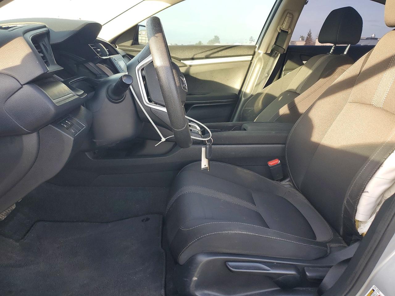 2020 HONDA CIVIC LX photo 7