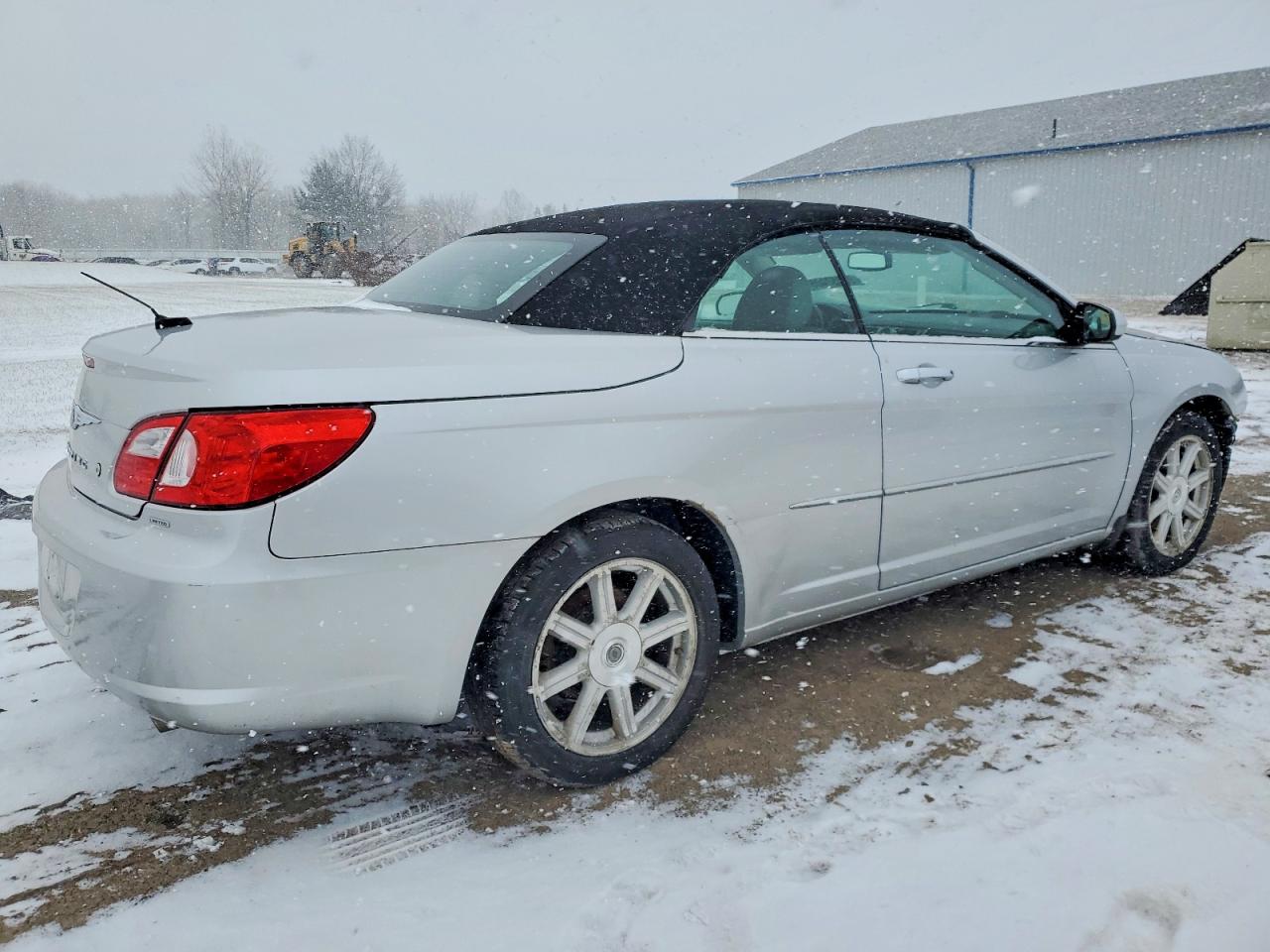 2008 CHRYSLER SEBRING LIMITED photo 3