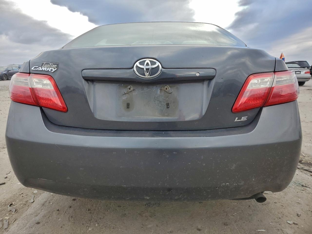 2009 TOYOTA CAMRY BASE photo 6