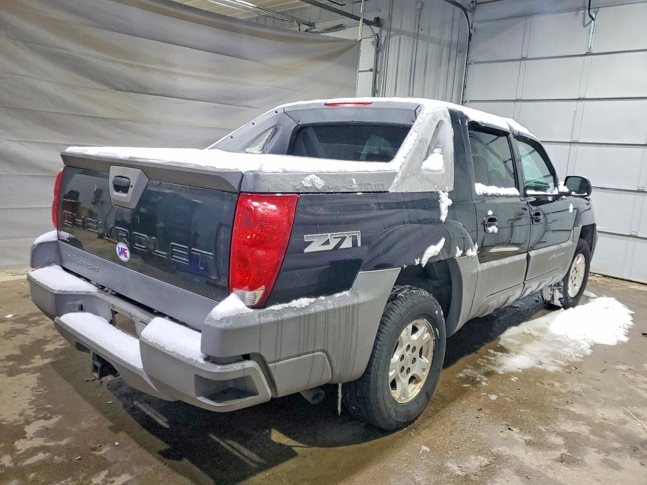 2002 CHEVROLET AVALANCHE K1500 photo 5