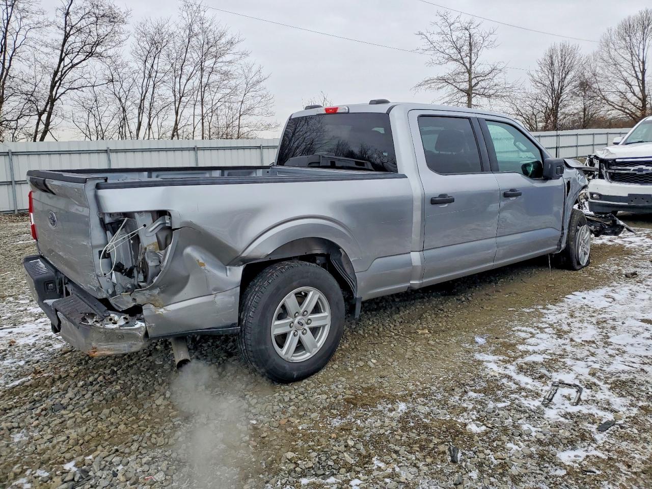 2023 FORD F150 SUPERCREW photo 3