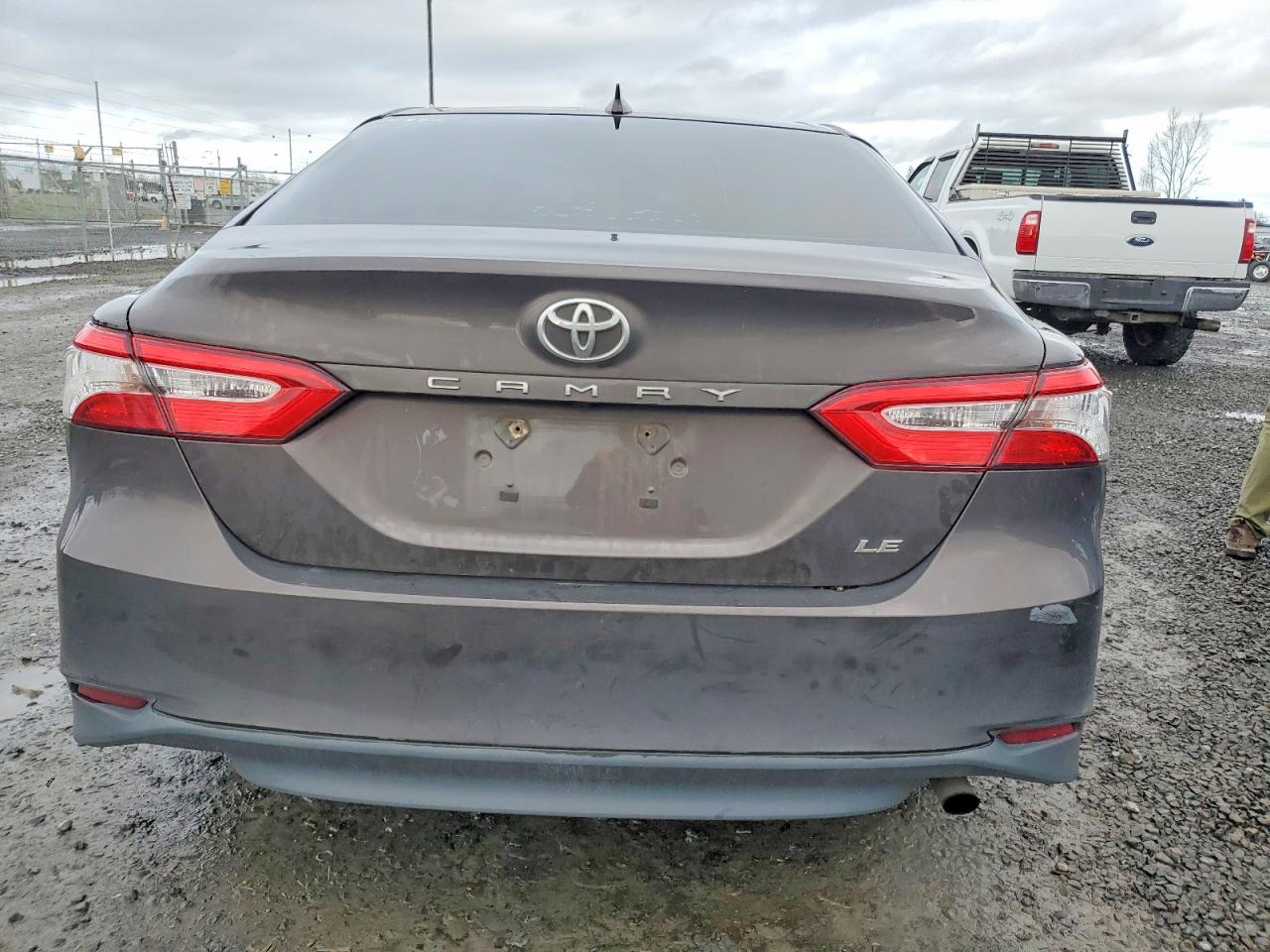 2019 TOYOTA CAMRY L photo 11