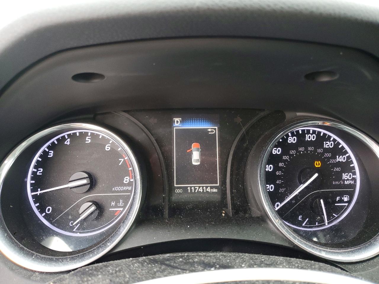 2019 TOYOTA CAMRY L photo 17