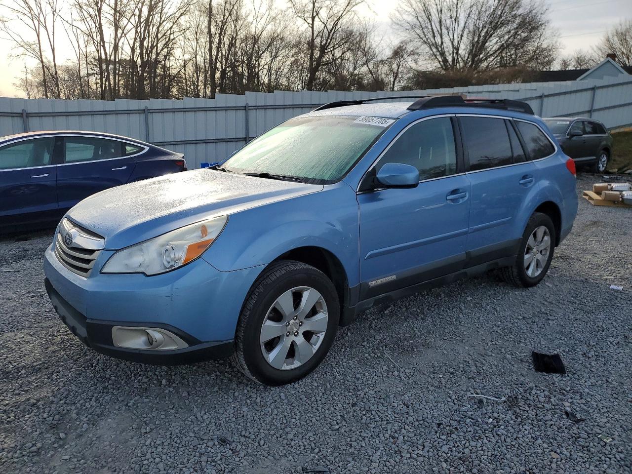 2012 SUBARU OUTBACK