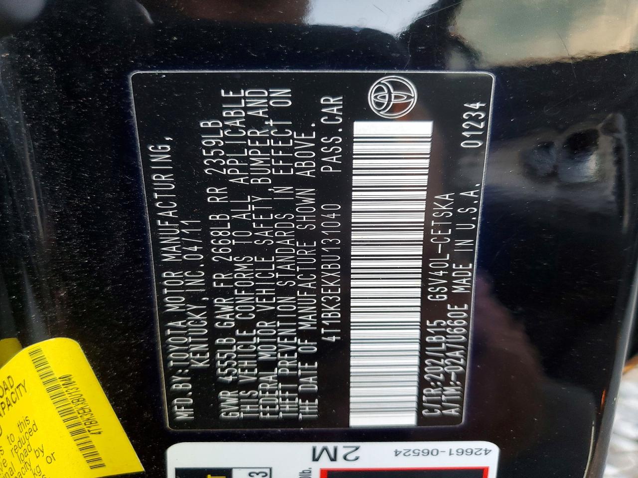 2011 TOYOTA CAMRY SE photo 12