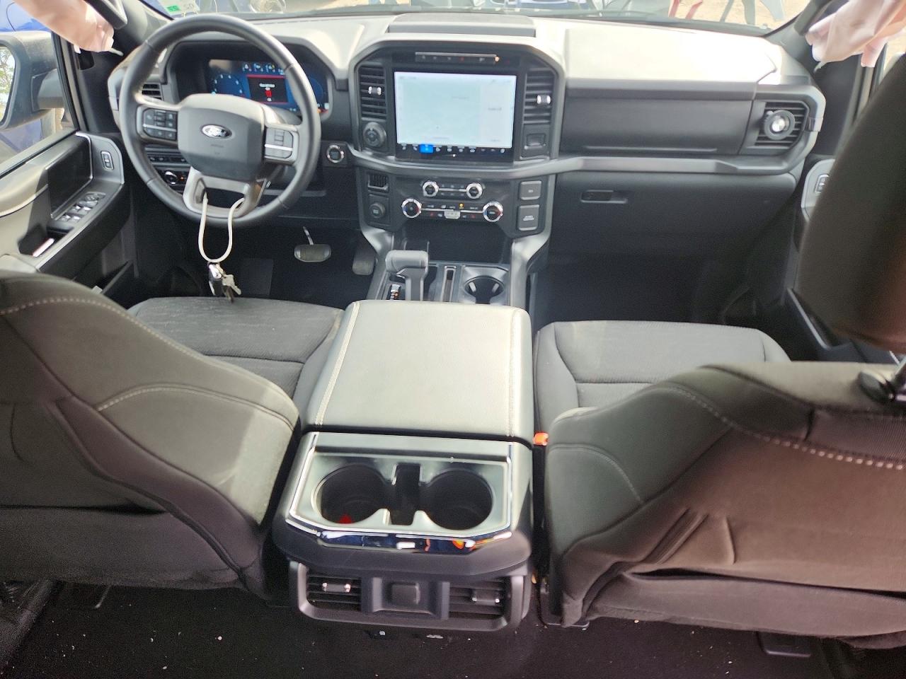 2024 FORD F150 XLT photo 8