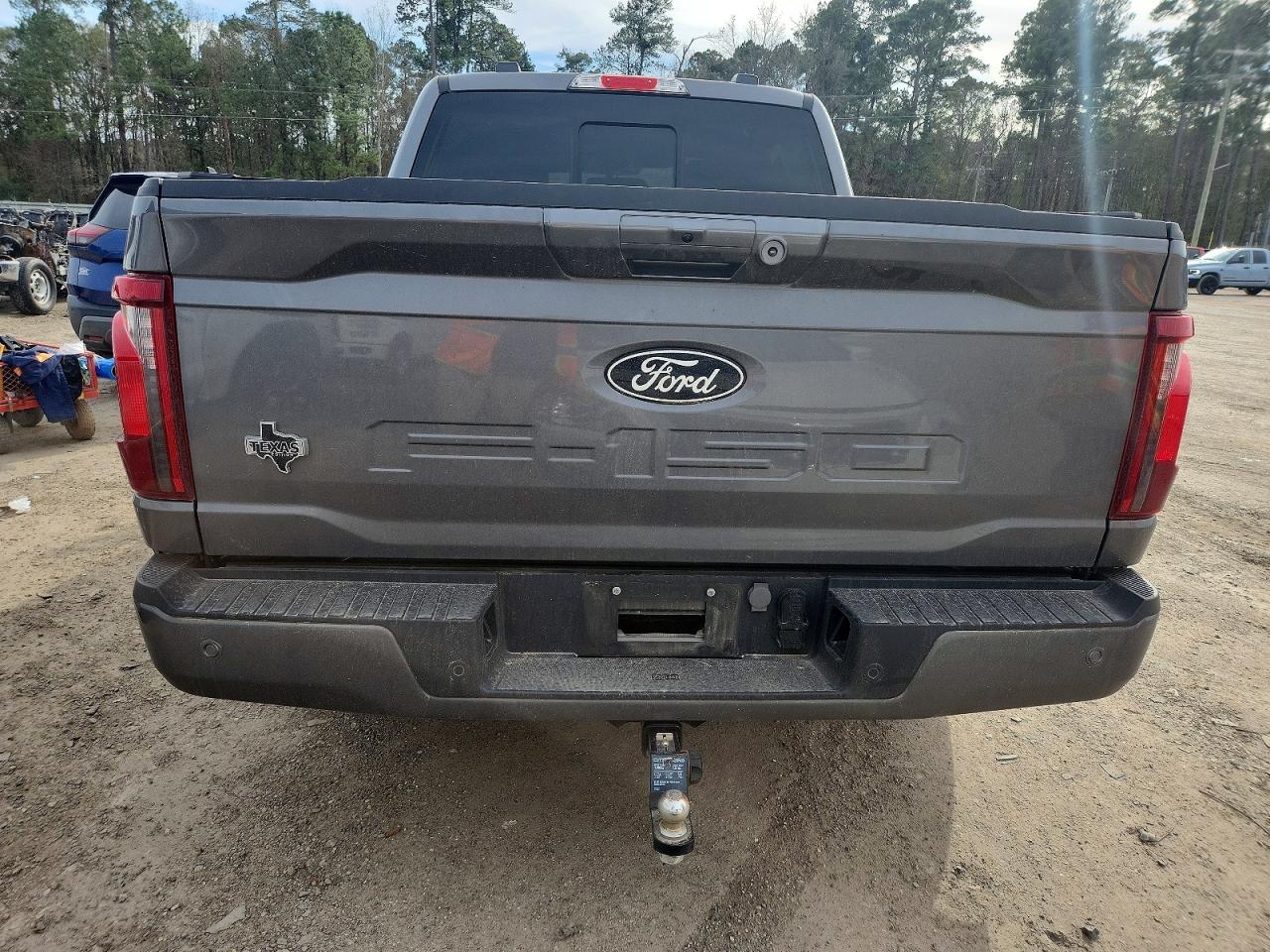 2024 FORD F150 XLT photo 6