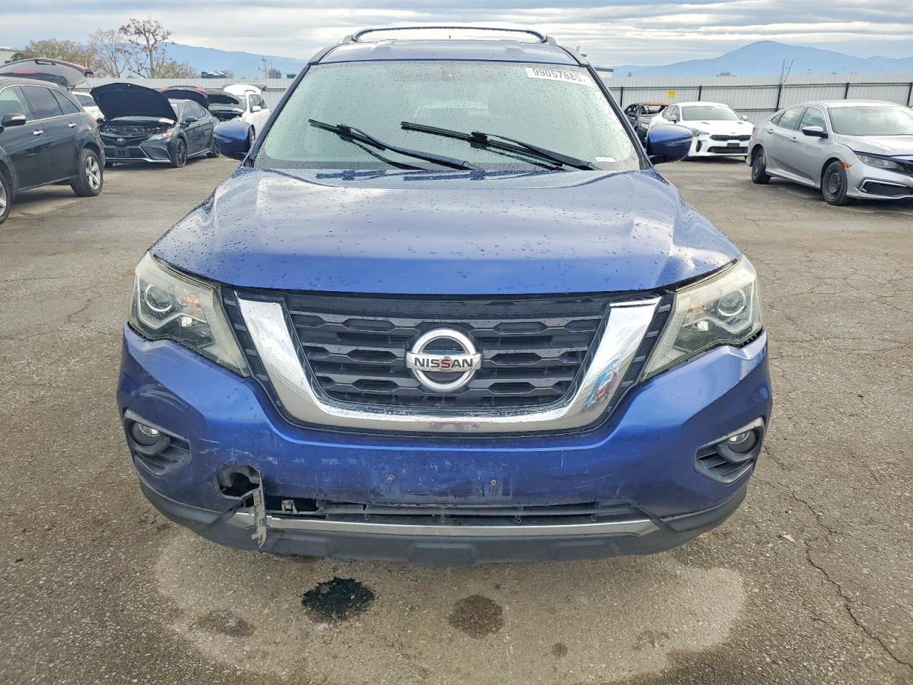 2017 NISSAN PATHFINDER S photo 5