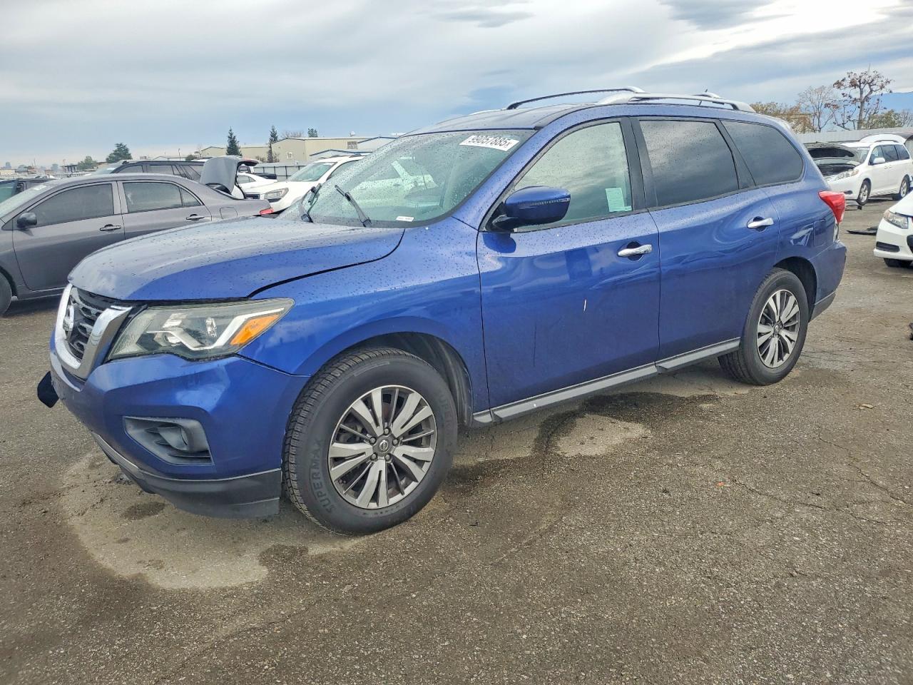2017 NISSAN PATHFINDER