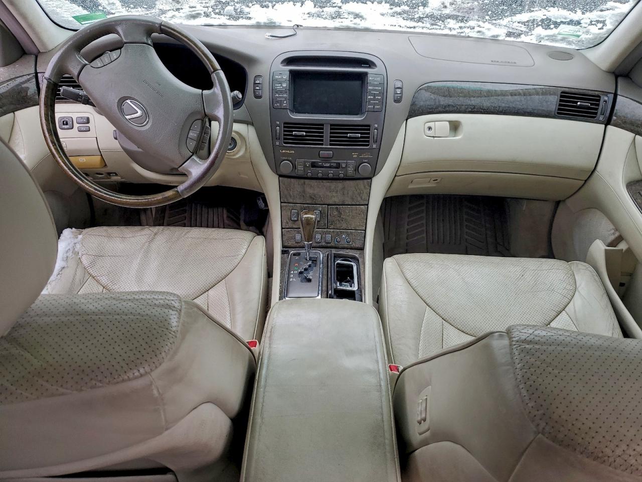 2002 LEXUS LS 430 photo 8