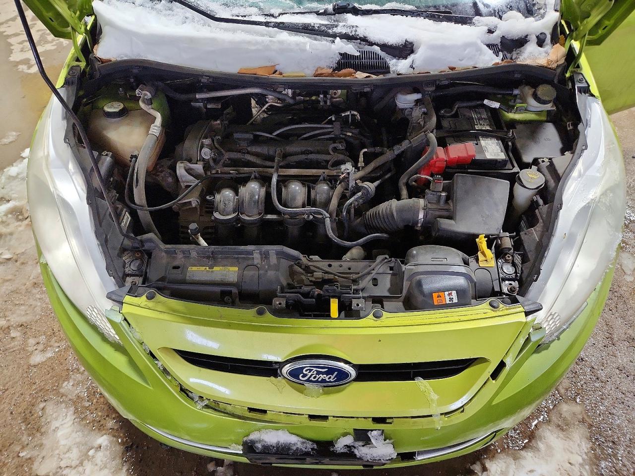 2011 FORD FIESTA SE photo 11