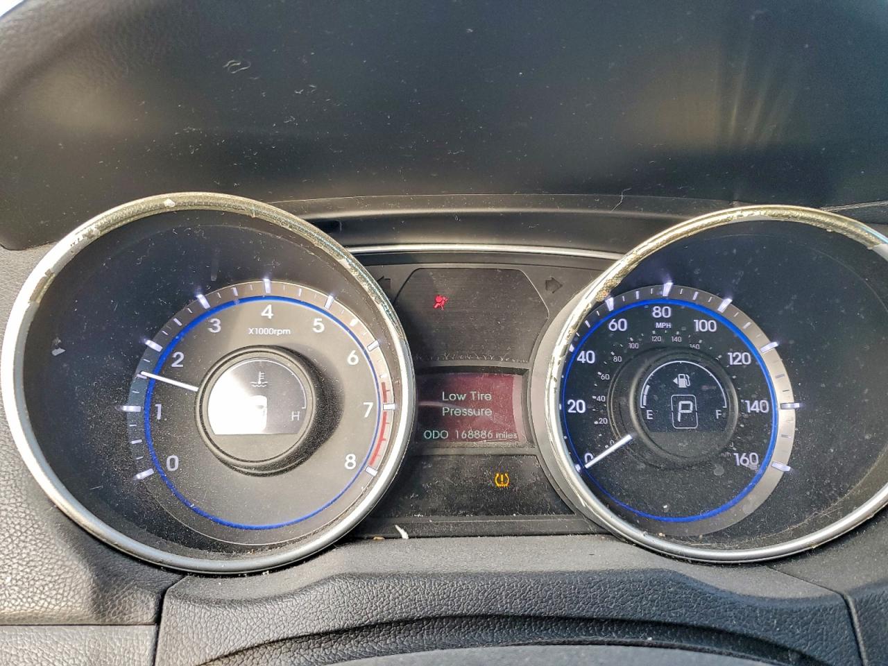 2013 HYUNDAI SONATA SE photo 9