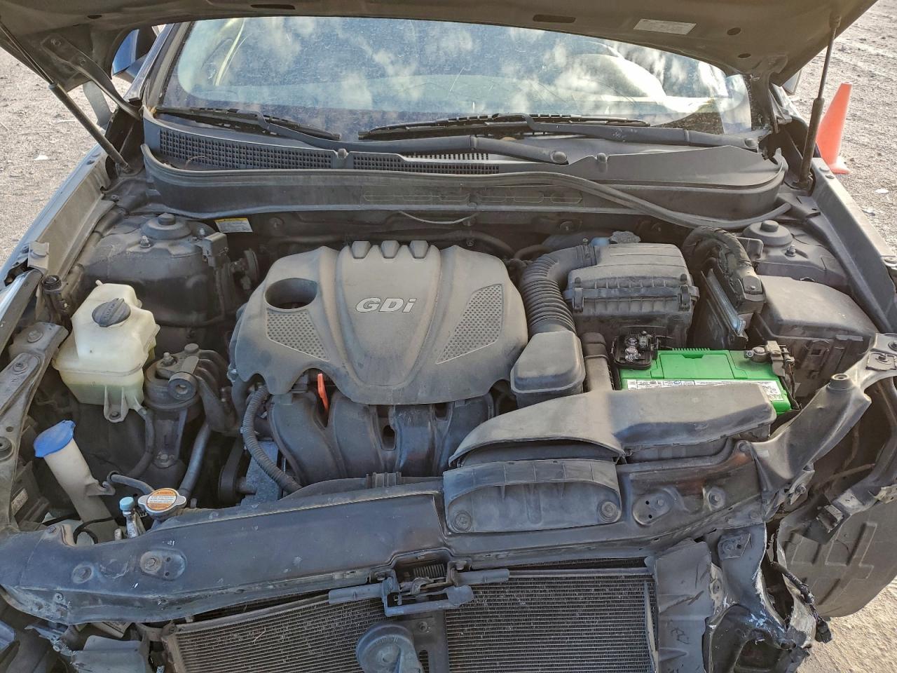 2013 HYUNDAI SONATA SE photo 11
