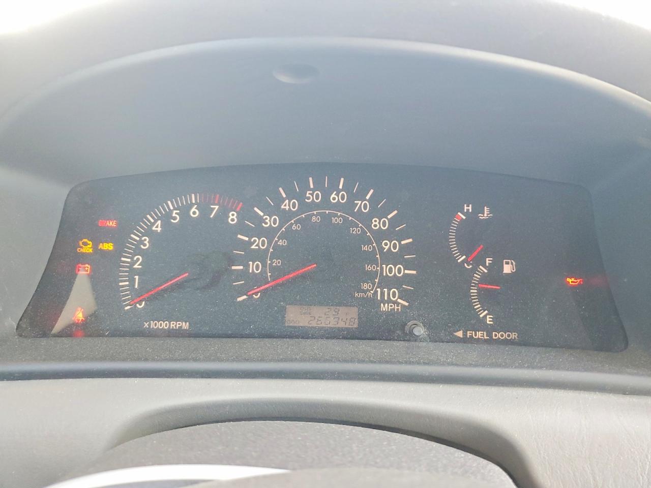 2005 TOYOTA COROLLA CE photo 9