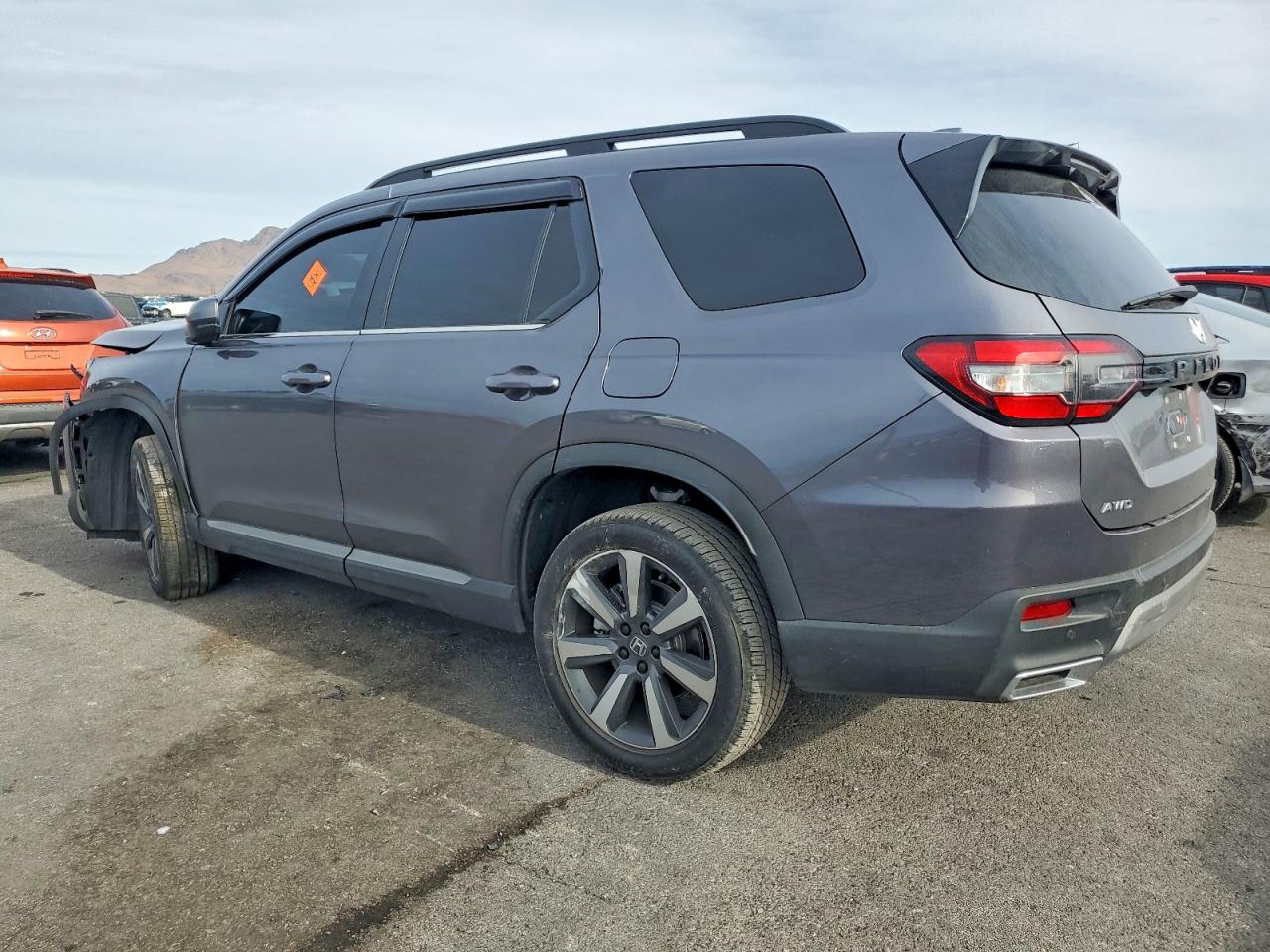 2025 HONDA PILOT TOURING photo 3