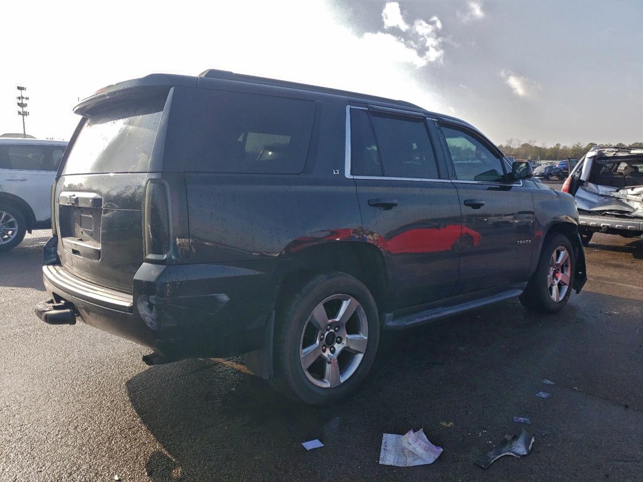 2016 CHEVROLET TAHOE K1500 LT photo 3