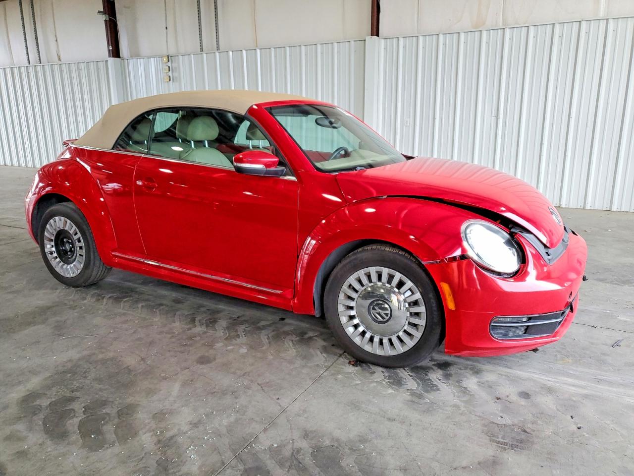 2014 VOLKSWAGEN BEETLE photo 4