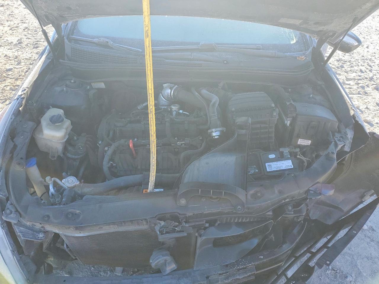 2013 HYUNDAI SONATA SE photo 11