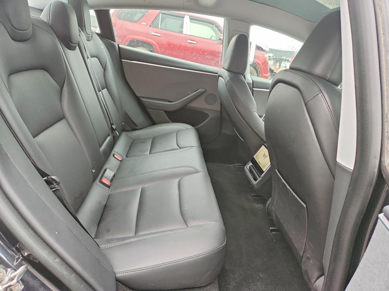 2024 TESLA MODEL 3 photo 10