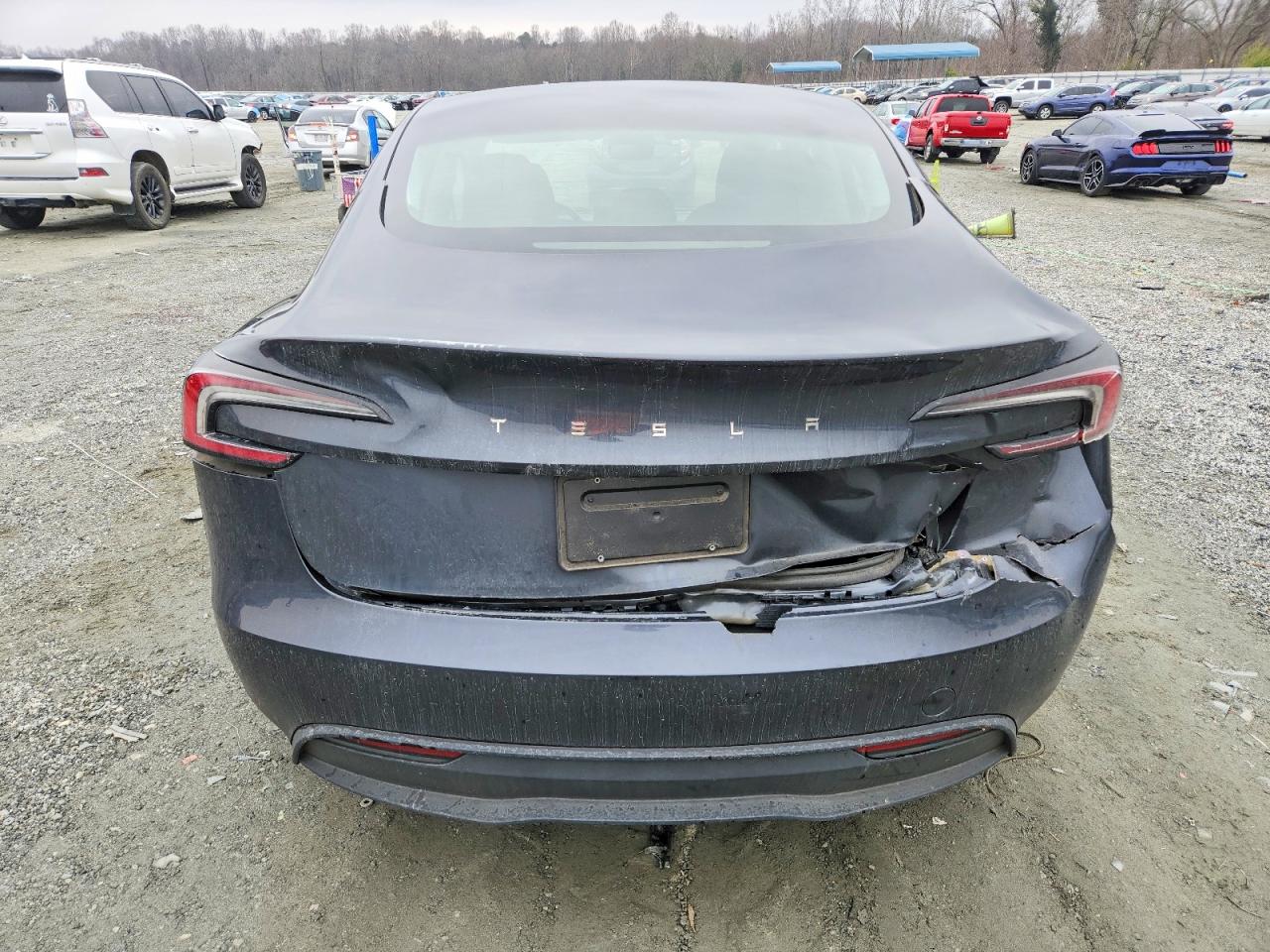 2024 TESLA MODEL 3 photo 6