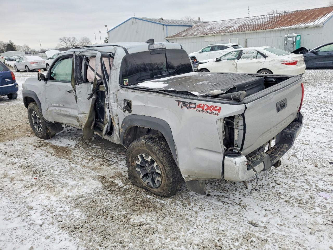 2019 TOYOTA TACOMA DOUBLE CAB photo 3