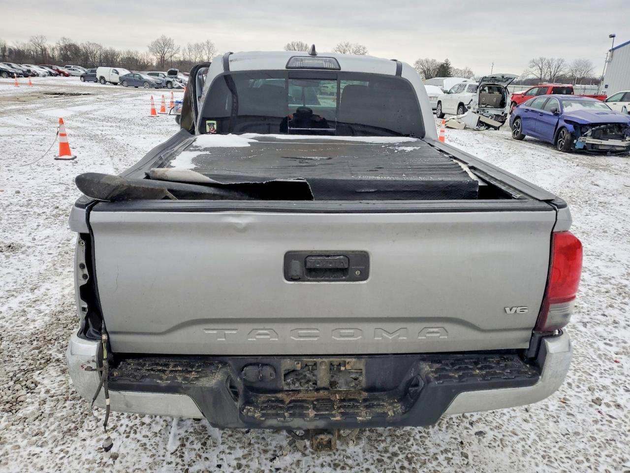 2019 TOYOTA TACOMA DOUBLE CAB photo 11