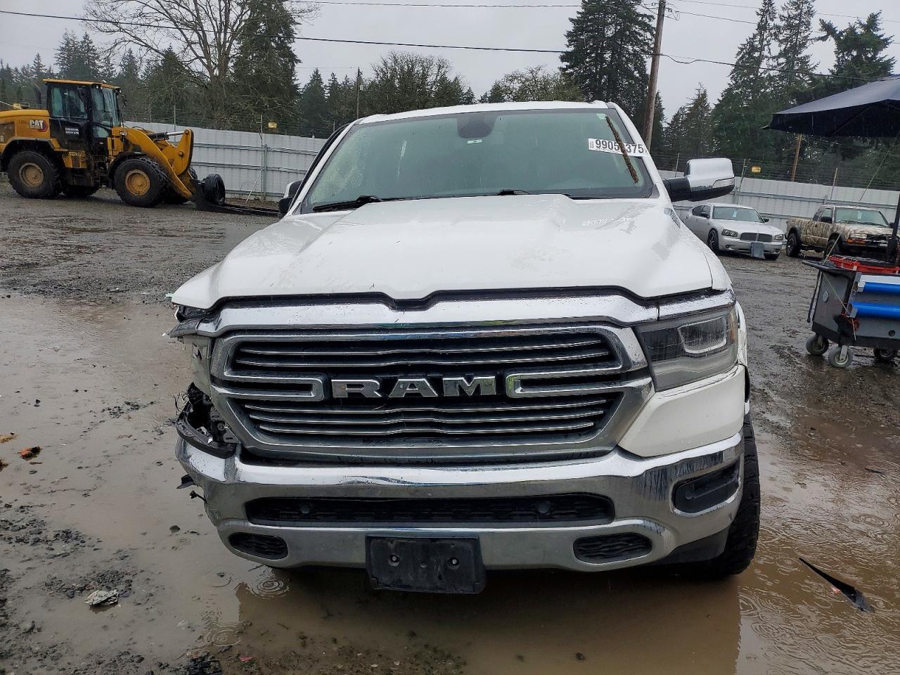 2019 RAM 1500 LARAMIE photo 5