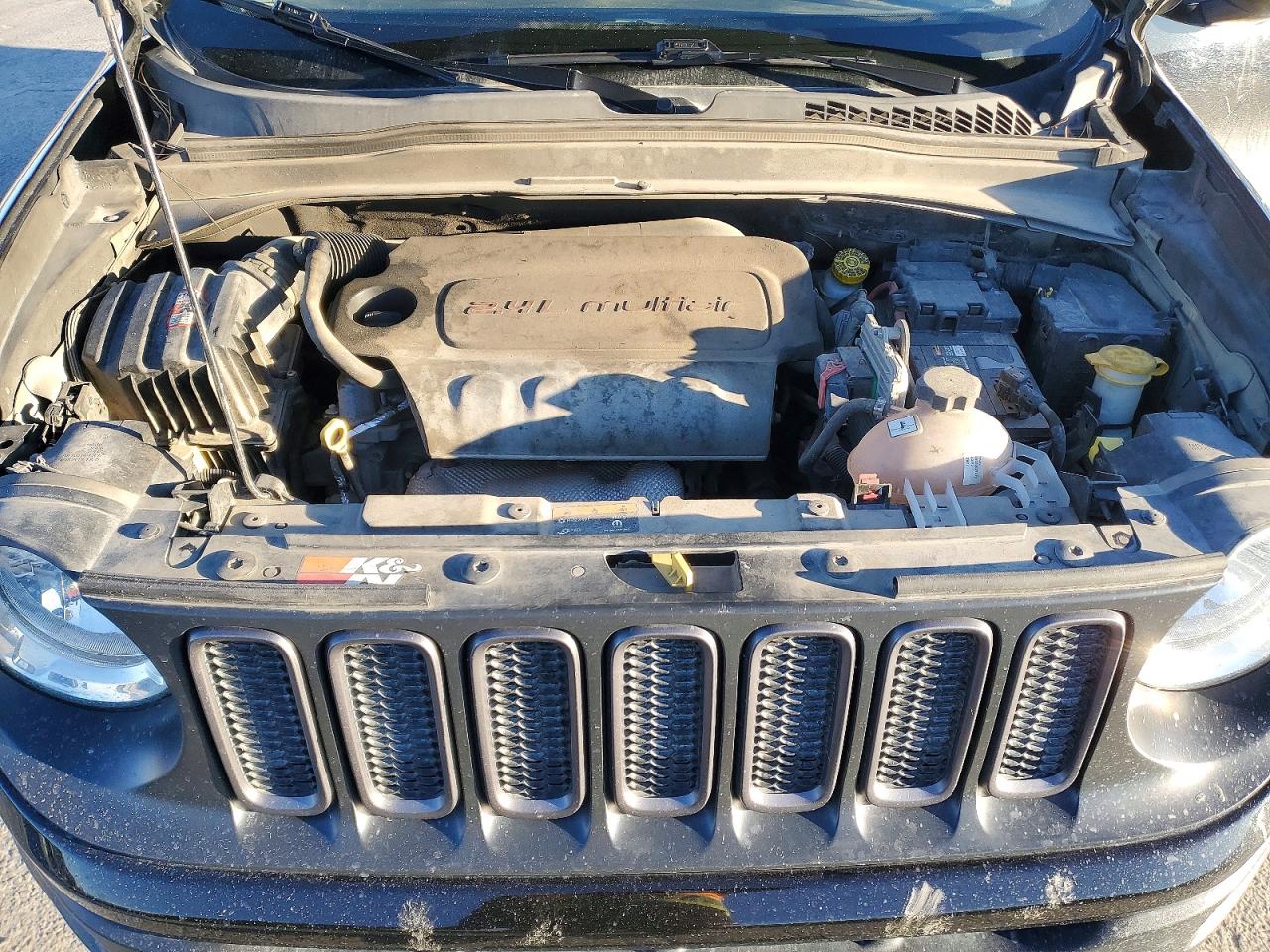 2017 JEEP RENEGADE TRAILHAWK photo 11