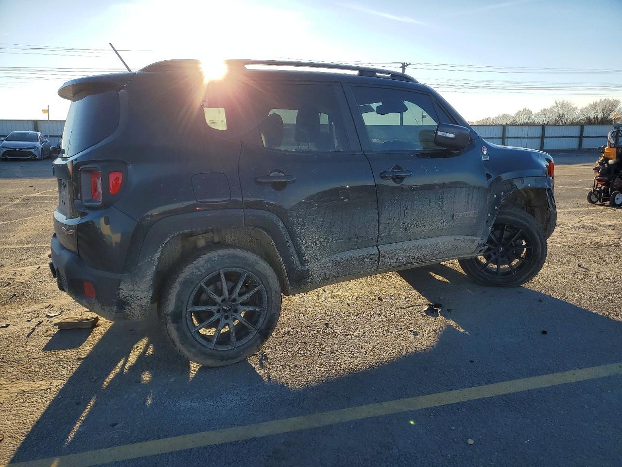2017 JEEP RENEGADE TRAILHAWK photo 3