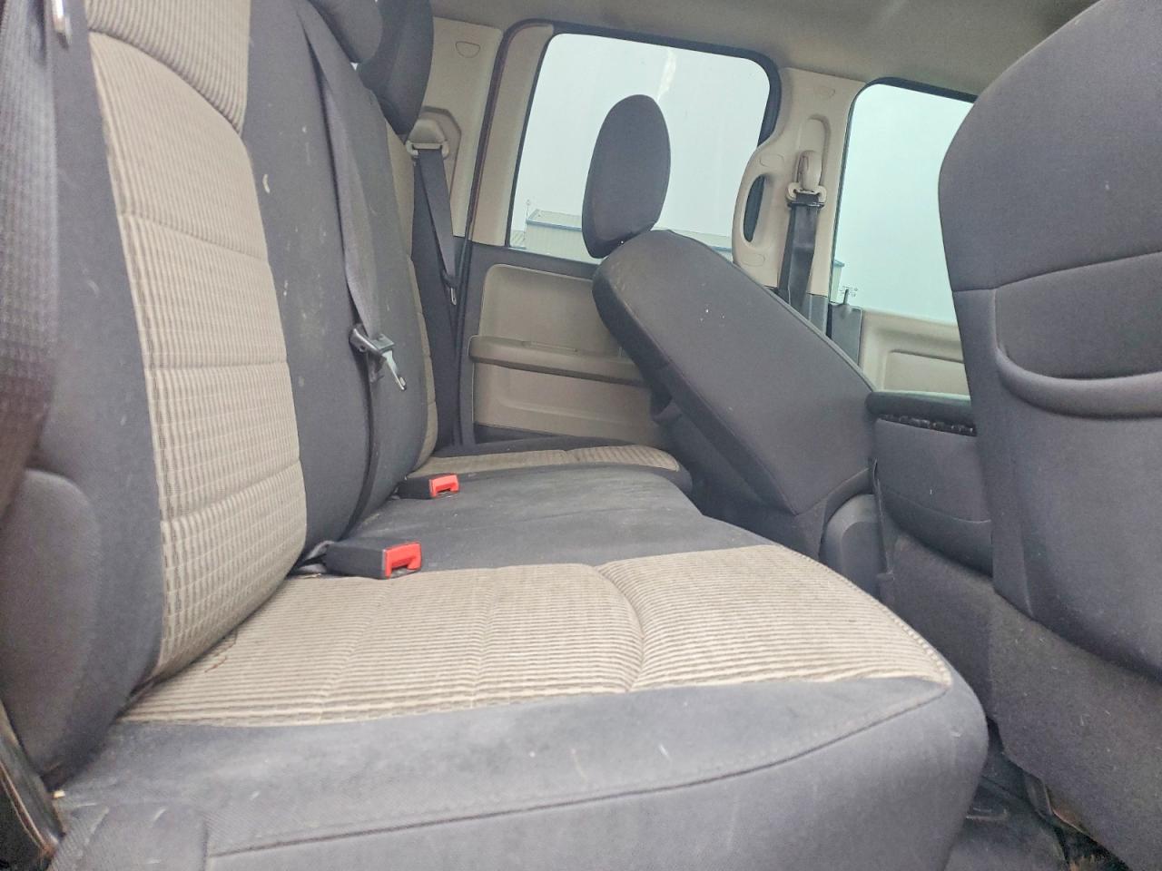 2011 DODGE RAM 1500 photo 10