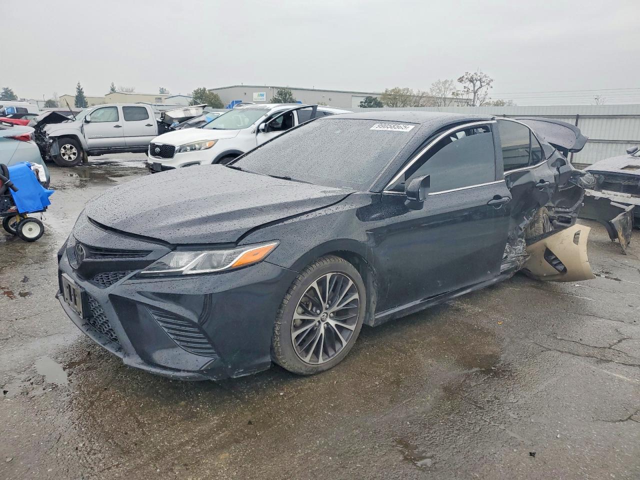 2018 TOYOTA CAMRY