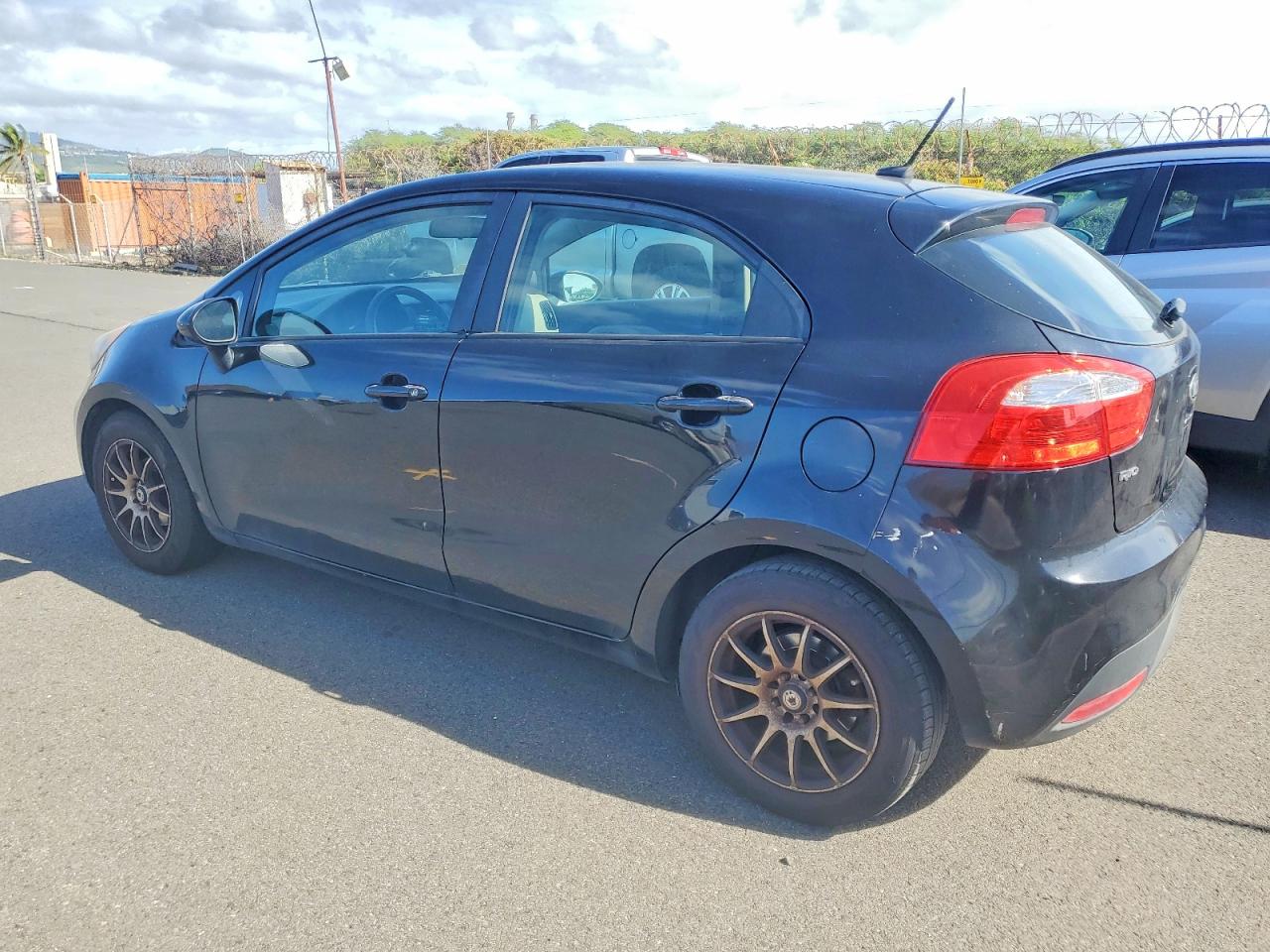2013 KIA RIO LX photo 2