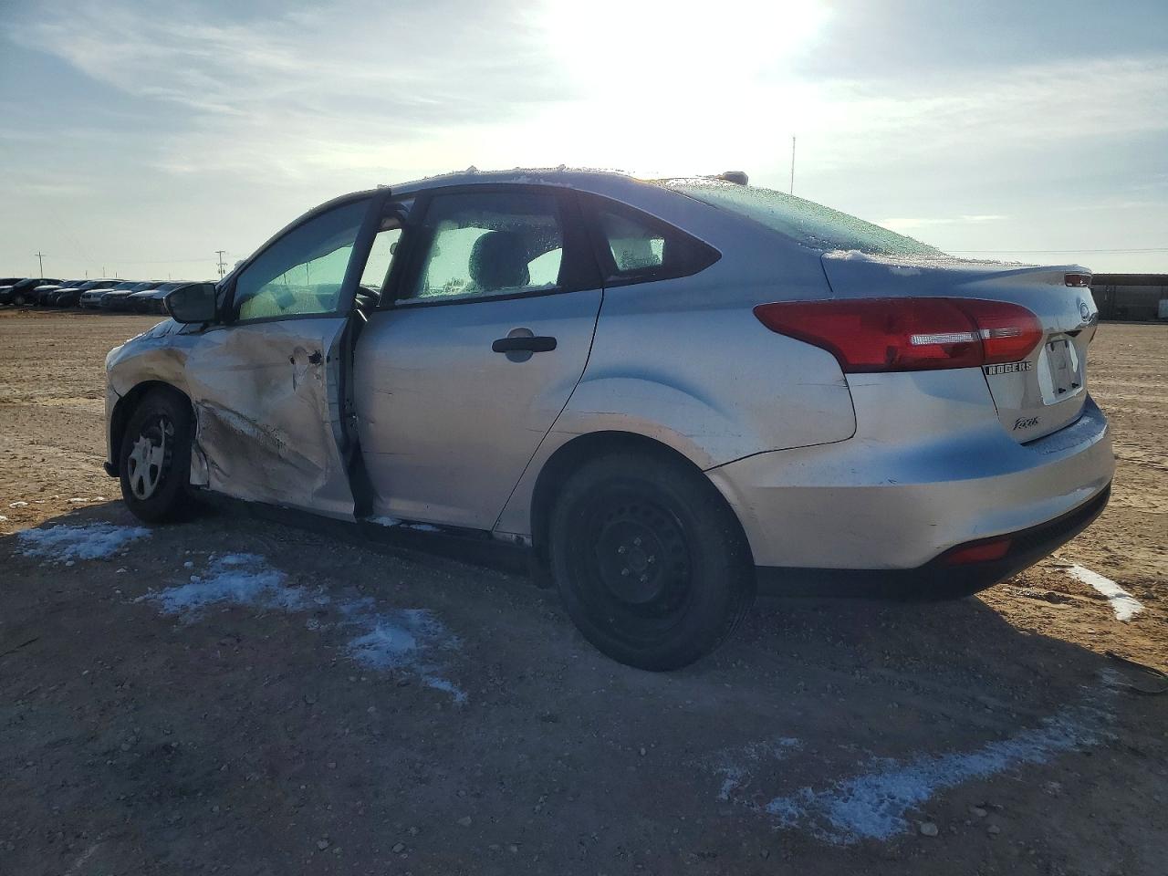 2017 FORD FOCUS S photo 3