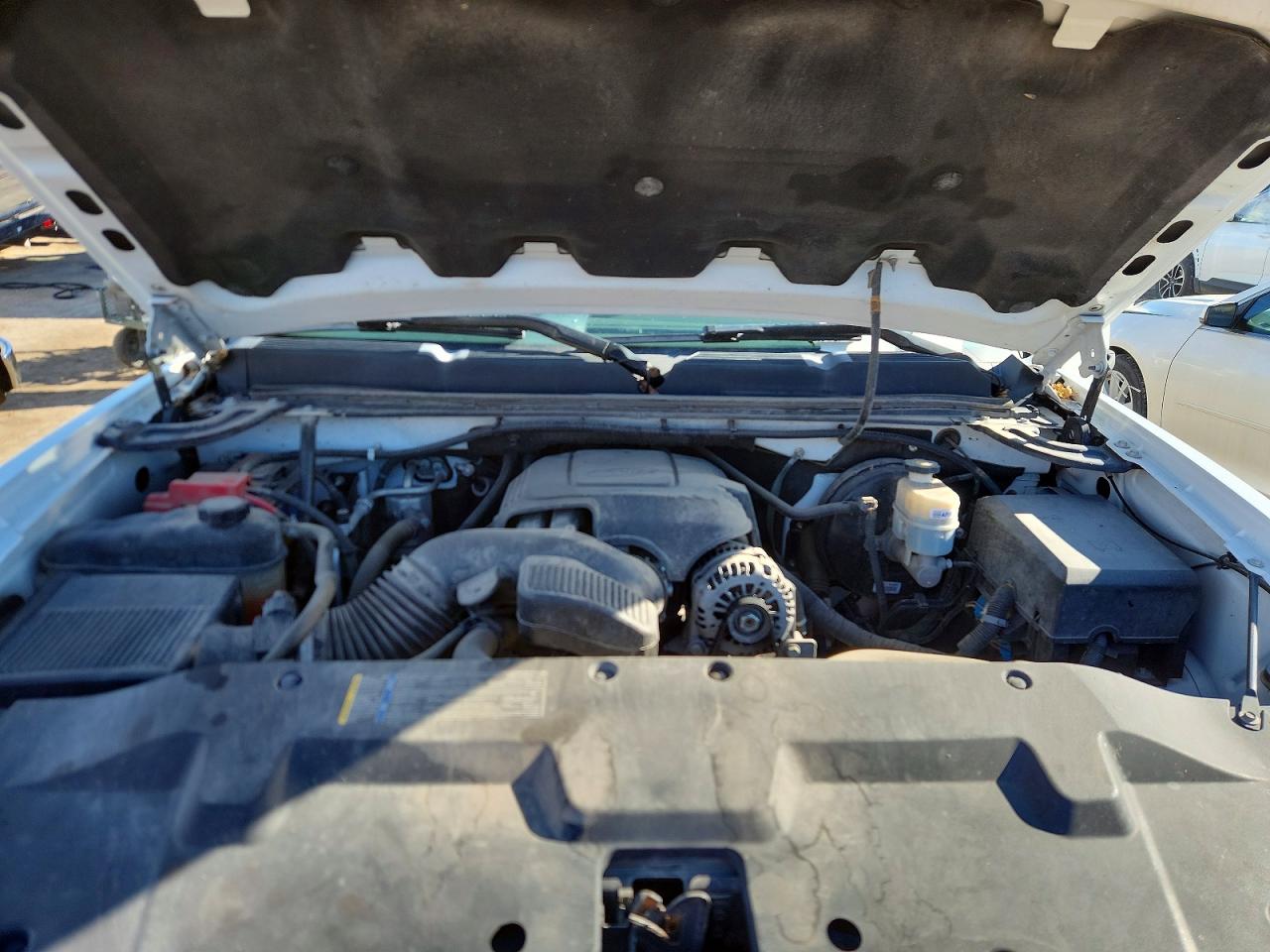 2010 CHEVROLET SILVERADO C1500 LT photo 11