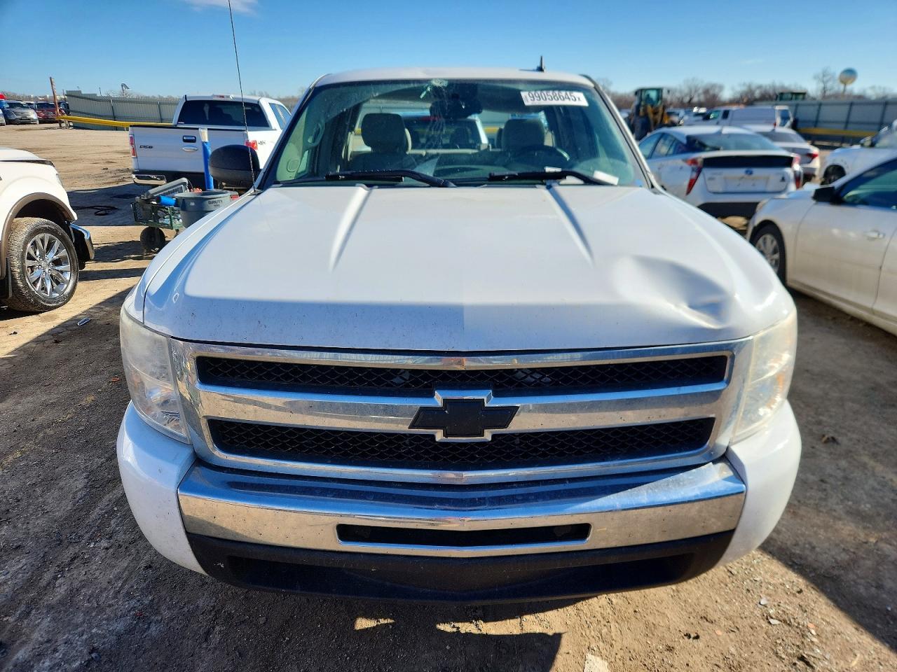 2010 CHEVROLET SILVERADO C1500 LT photo 5
