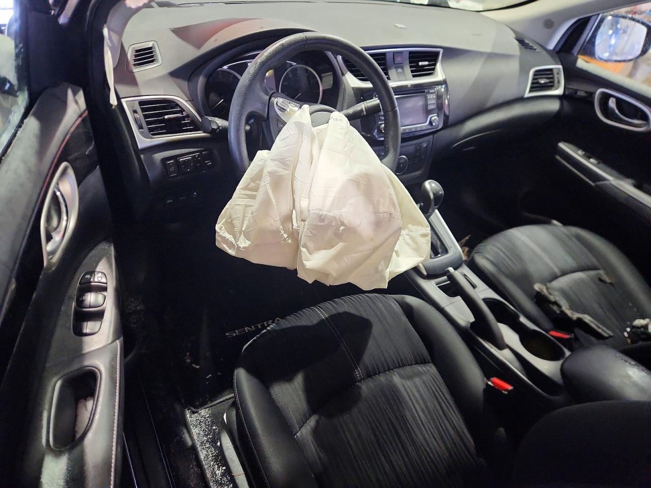 2018 NISSAN SENTRA S photo 8