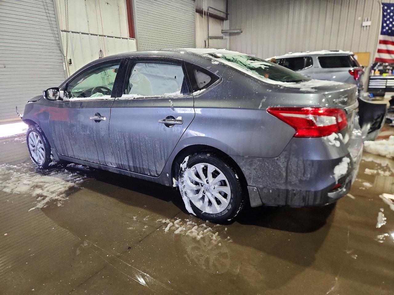 2018 NISSAN SENTRA S photo 2