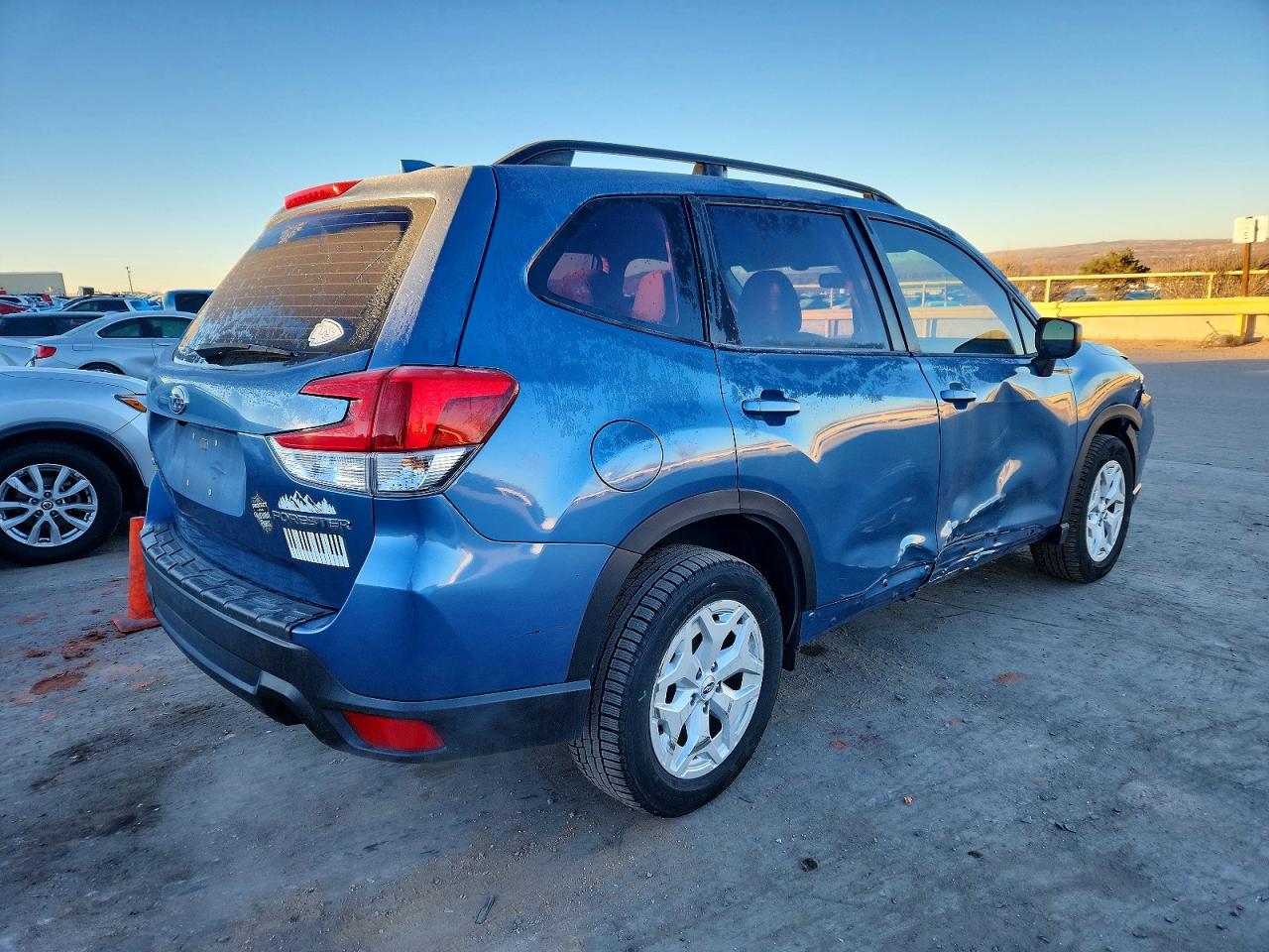 2020 SUBARU FORESTER photo 3