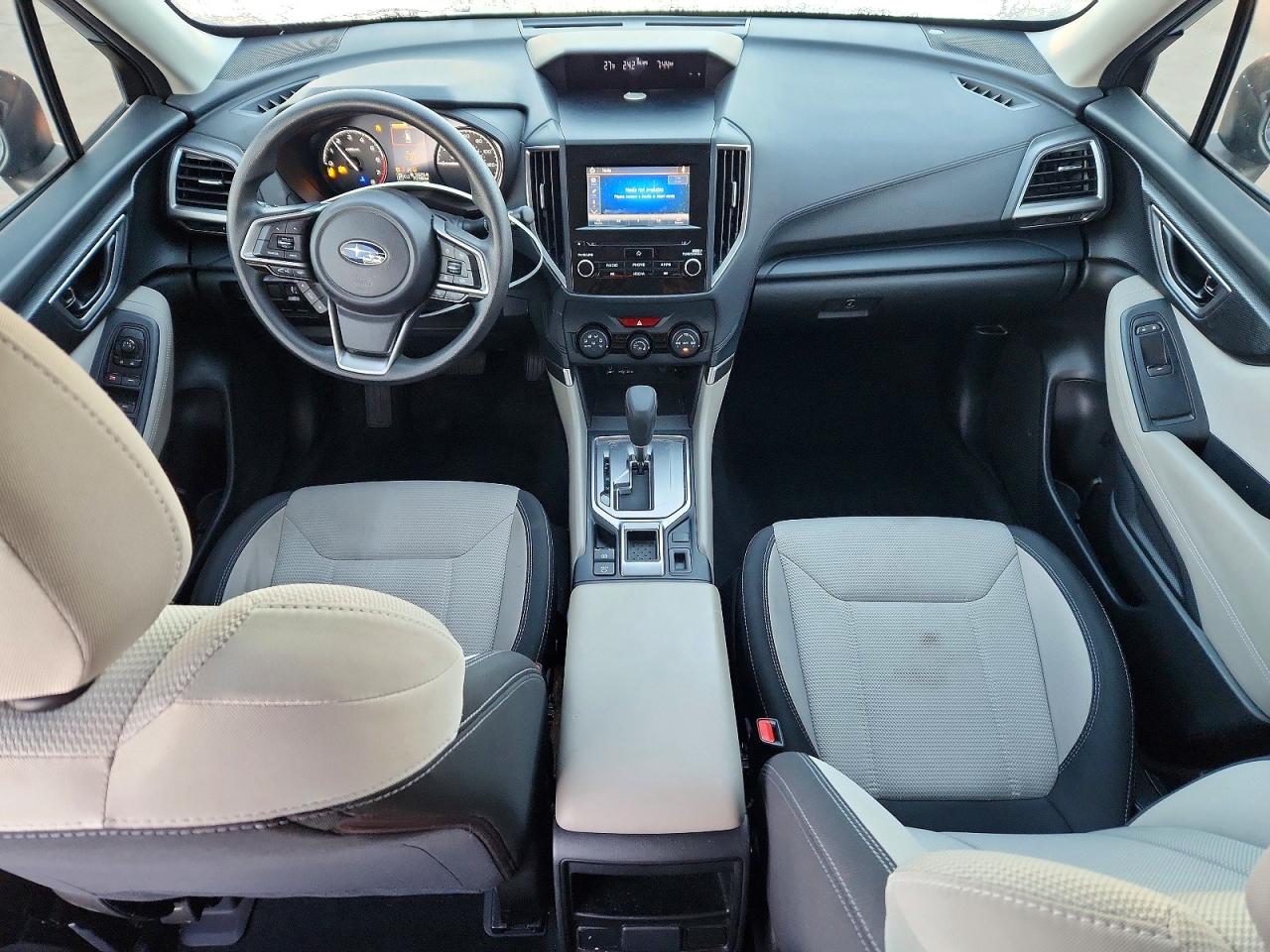 2020 SUBARU FORESTER photo 8
