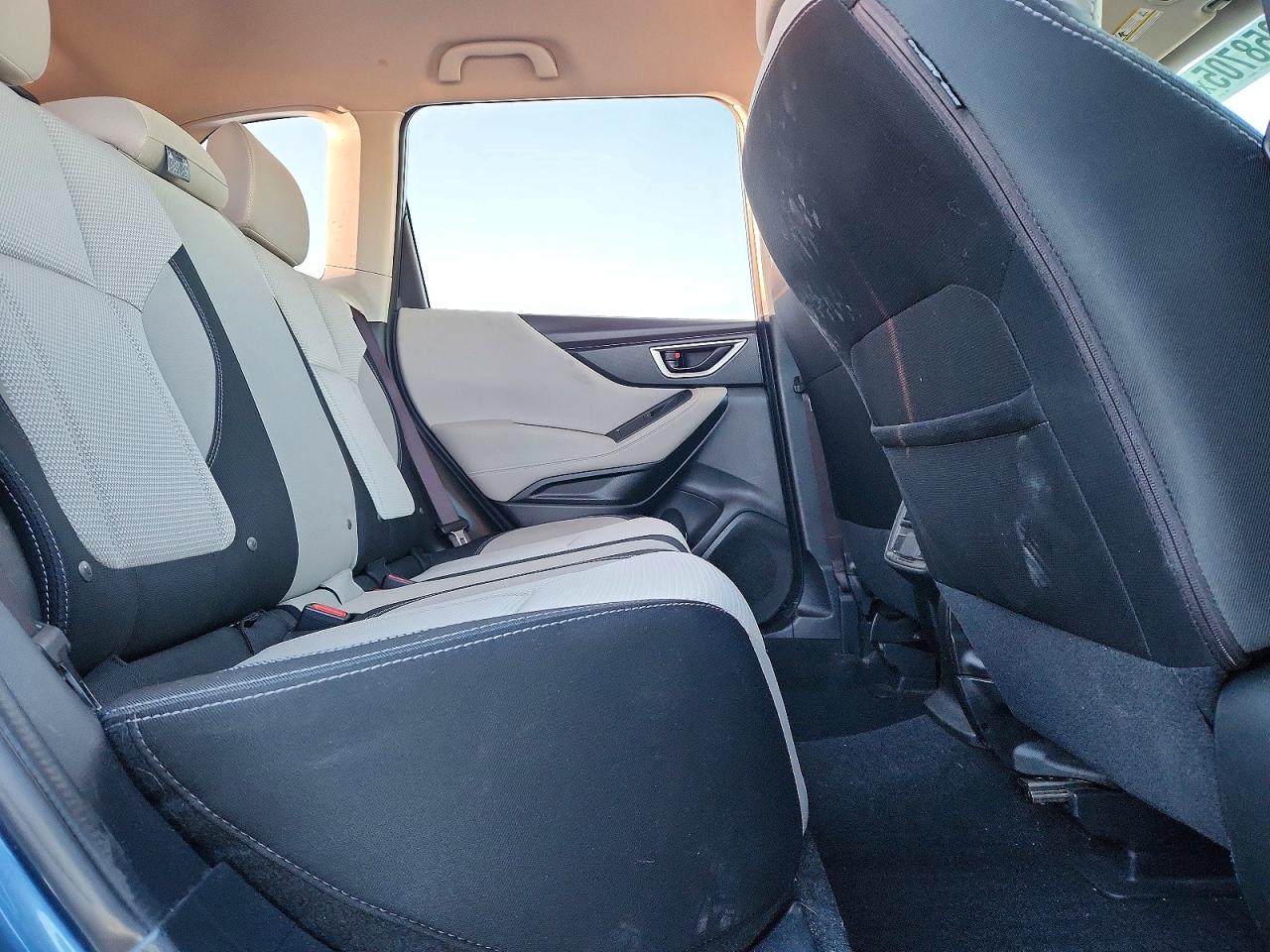 2020 SUBARU FORESTER photo 10