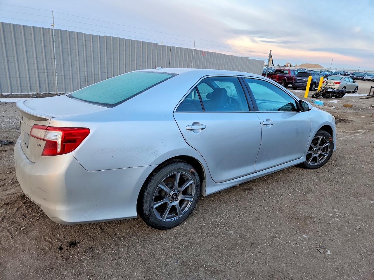2012 TOYOTA CAMRY BASE photo 3