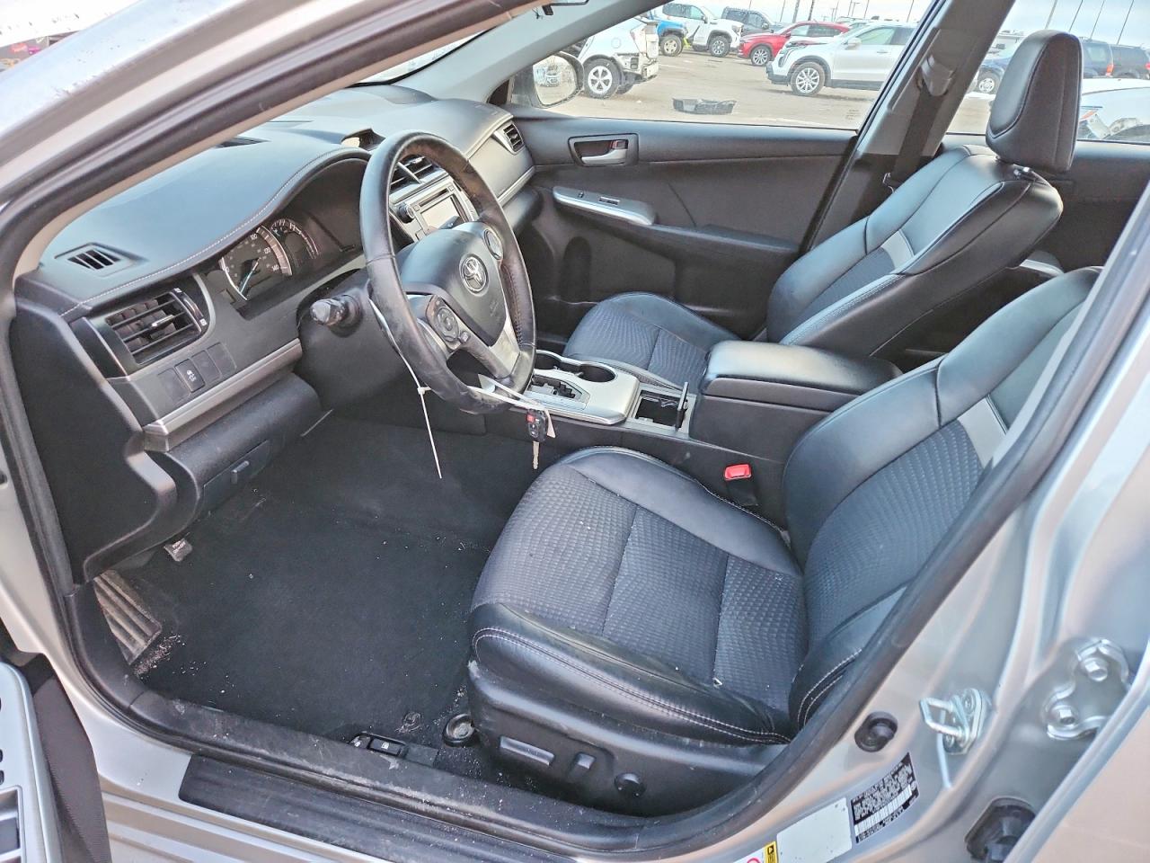 2012 TOYOTA CAMRY BASE photo 7
