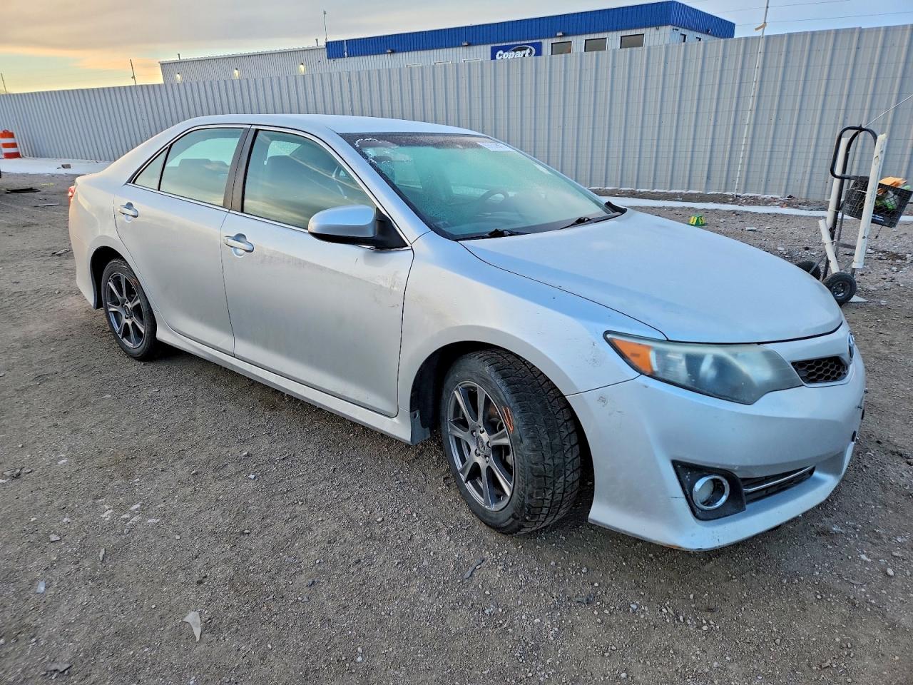 2012 TOYOTA CAMRY BASE photo 4