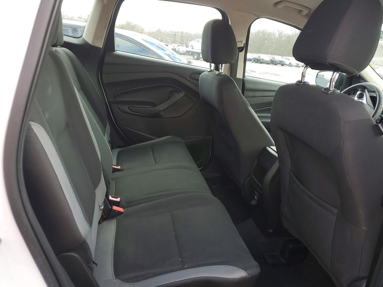 2015 FORD ESCAPE S photo 11