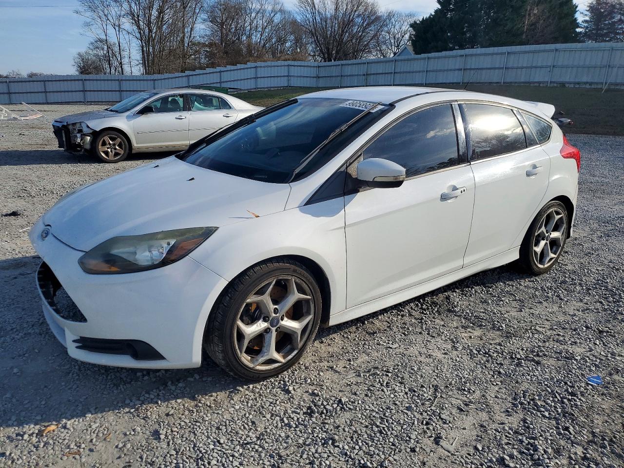 2014 FORD FOCUS